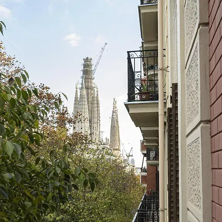 Amazing Sagrada Familia View Ii *